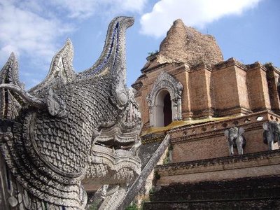 Wat Chedi Luang - amazingthailand.org