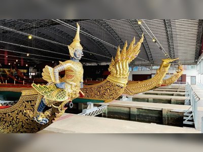 Royal Barges - amazingthailand.org