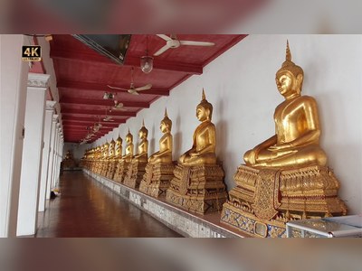 Wat Mahathat in Bangkok - amazingthailand.org