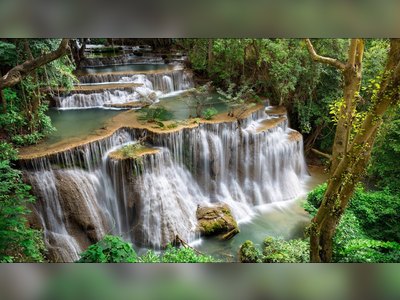 Huai Mae Khamin Waterfalls