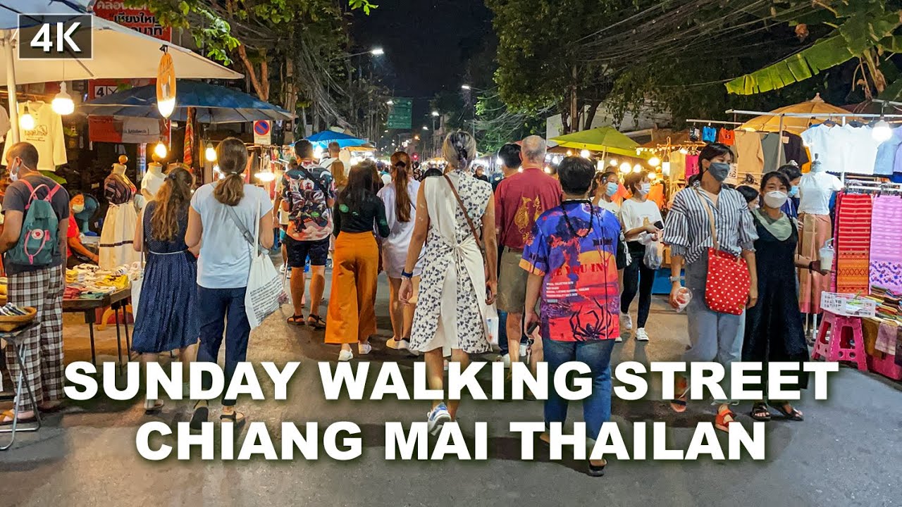 ถนนคนเดินวันอาทิตย์ (ถนนคนเดินท่าแพ) - amazingthailand.org