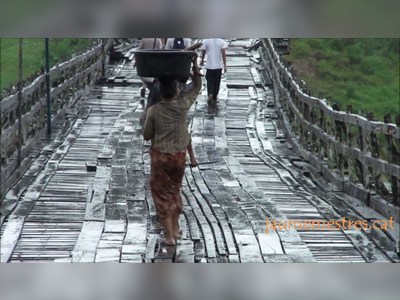 Sapan Mon Bridge - amazingthailand.org