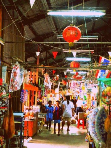 ตลาดคลองสวน 100 ปี - amazingthailand.org
