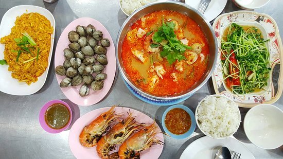 Rut & Lek Seafood - amazingthailand.org
