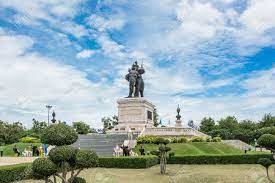 Royal Monument of King Naresuan - amazingthailand.org