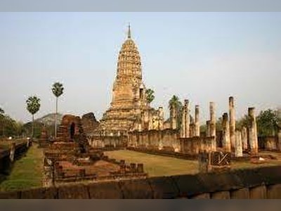 Wat Phra Prang - amazingthailand.org