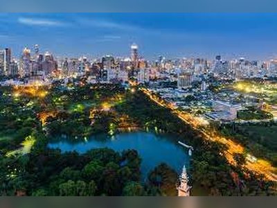 Lumpini Park in Bangkok - amazingthailand.org