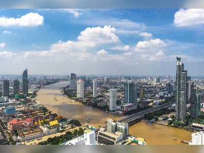 Chao Phraya River in Bangkok - amazingthailand.org