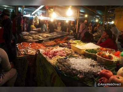 Thepprasit Road Night Market - amazingthailand.org