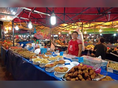 Malin Plaza Patong Night Market in Phuket - amazingthailand.org