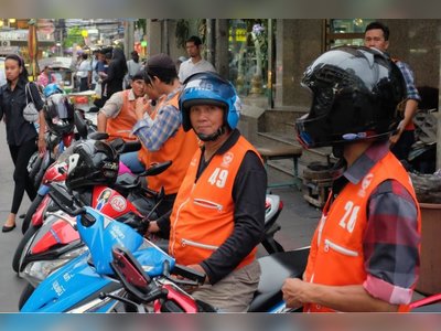 Motorcycle taxi - amazingthailand.org