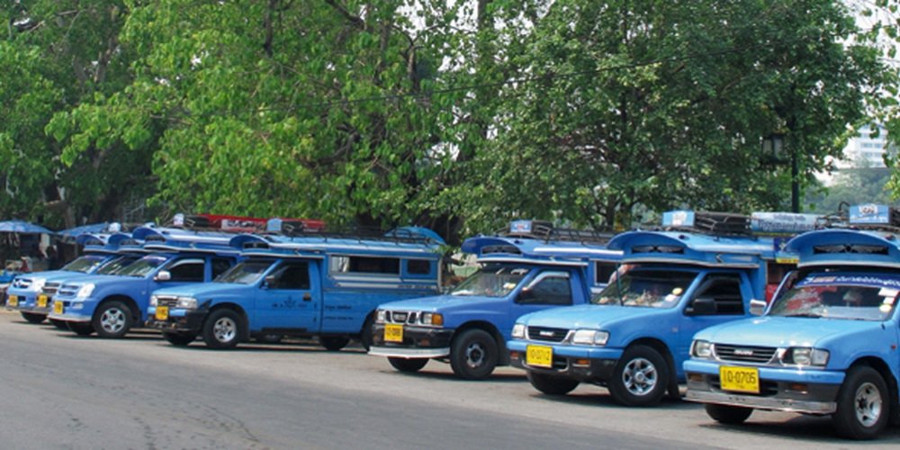 รถสองแถวสีฟ้า - amazingthailand.org