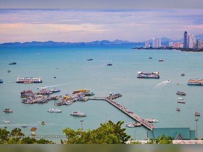 Ferries and boats - amazingthailand.org