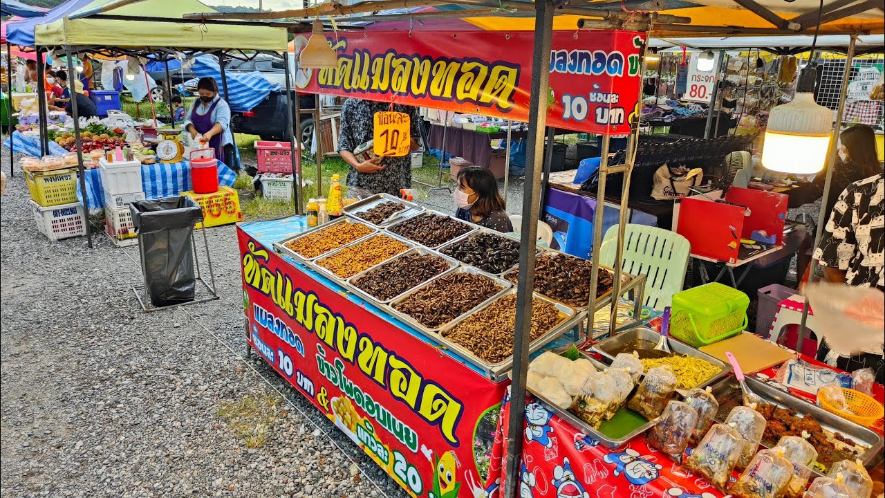 Kamala Friday Market - amazingthailand.org