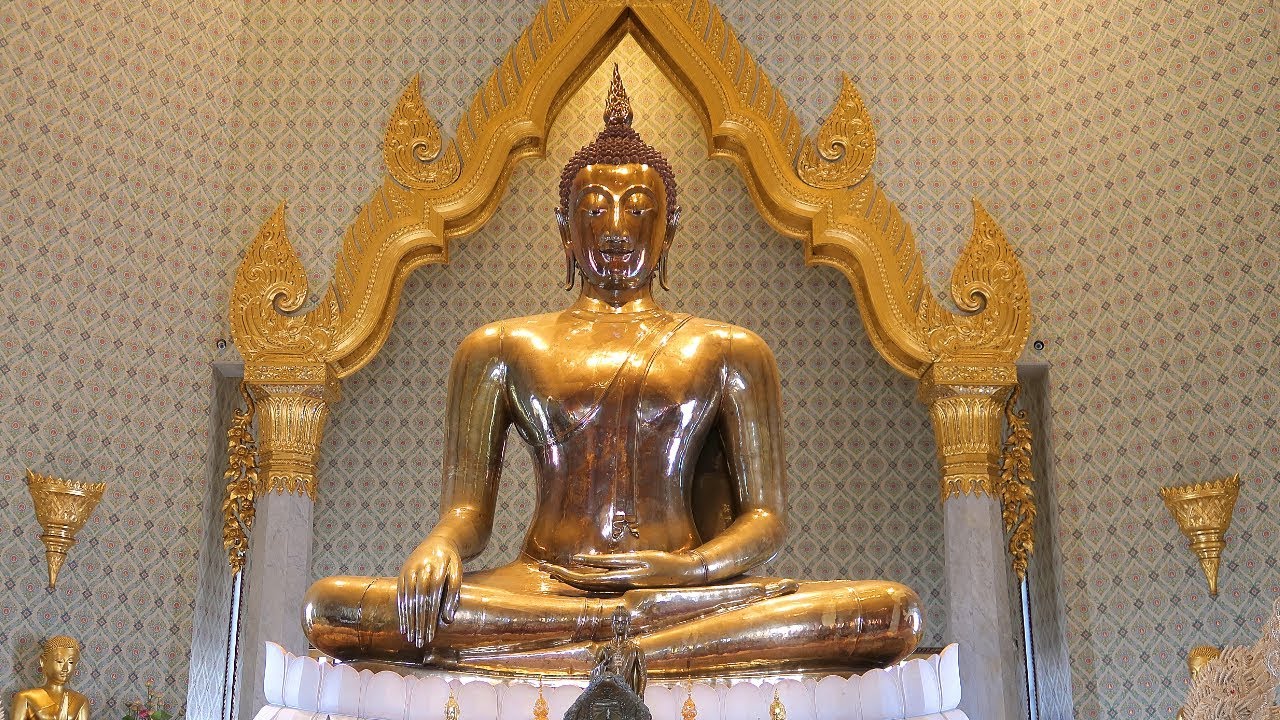 Wat Traimit in Bangkok - amazingthailand.org