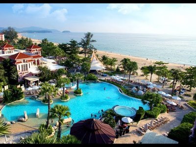 COAST Beach Club & Bistro Phuket - amazingthailand.org