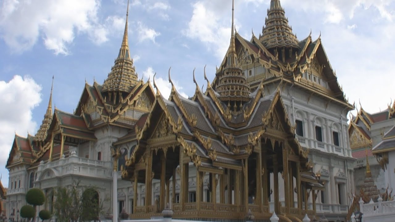 Wat Phra Kaew in Bangkok - amazingthailand.org
