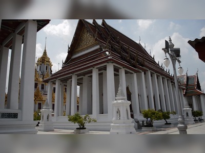 Loha Prasat Temple - amazingthailand.org