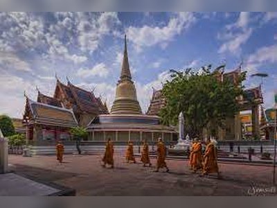 Wat Ratchabophit - amazingthailand.org
