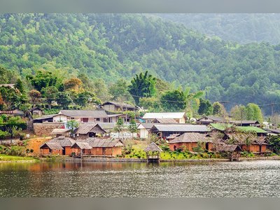 Explore the Region's History at Mae Aw Village - amazingthailand.org