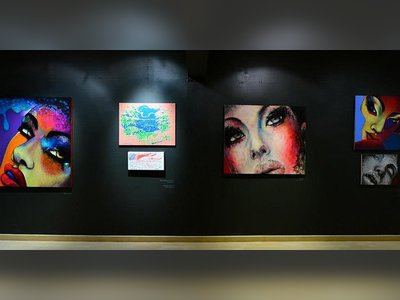 แกลเลอรี La Lanta Fine Art - amazingthailand.org