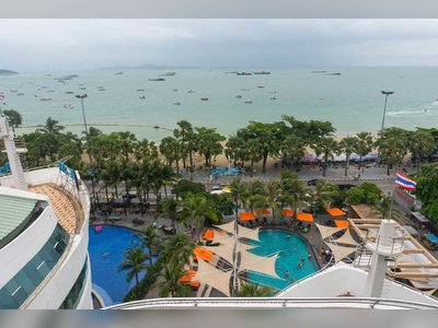 A-One The Royal Cruise Hotel Pattaya - amazingthailand.org