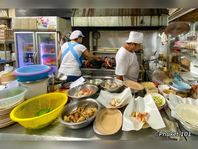 Hong Khao Tom Pla Restaurant - amazingthailand.org