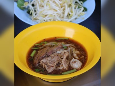 Long Lex Noodle - amazingthailand.org