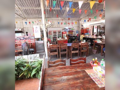 Lab Ubon Pattaya Thai Restaurant - amazingthailand.org