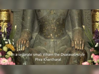 Wat Na Phra Men - amazingthailand.org