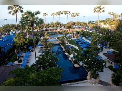 Jomtien Palm Beach Hotel and Resort - amazingthailand.org