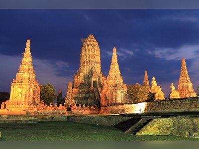 Wat Chaiwatthanaram - amazingthailand.org