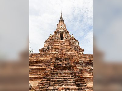 Wat Yanasen - amazingthailand.org