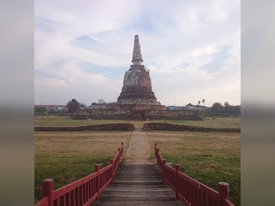 Wat Chang (Monastery of the Elephant) - amazingthailand.org